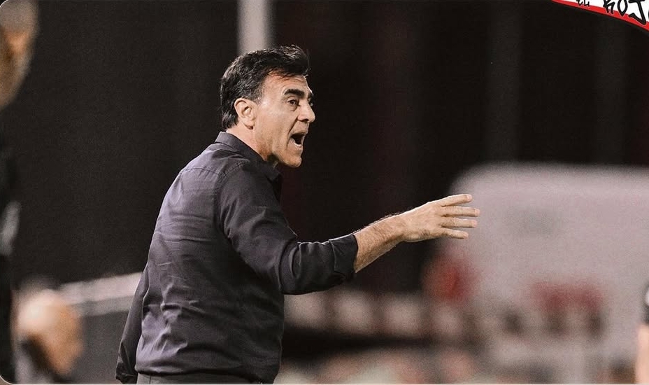 Gustavo Quinteros tiene ganas de darle una chance a este jugador