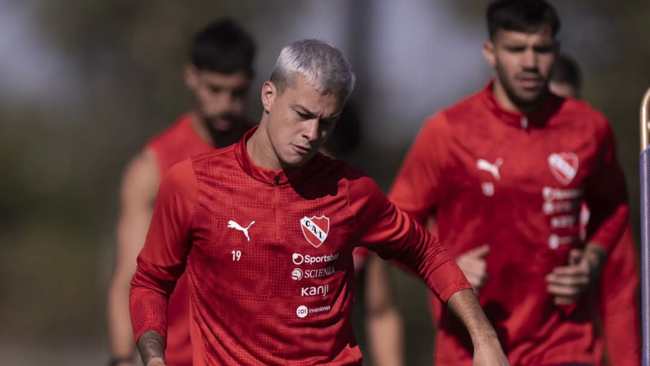 Abaldo no va a poder estar en el siguiente partido de Independiente.