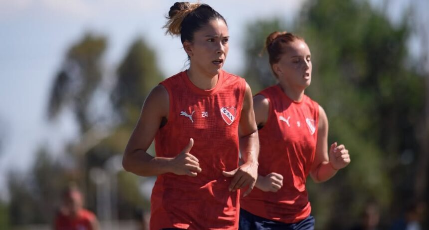 Las Diablas se preparan porque se avecina su debut.