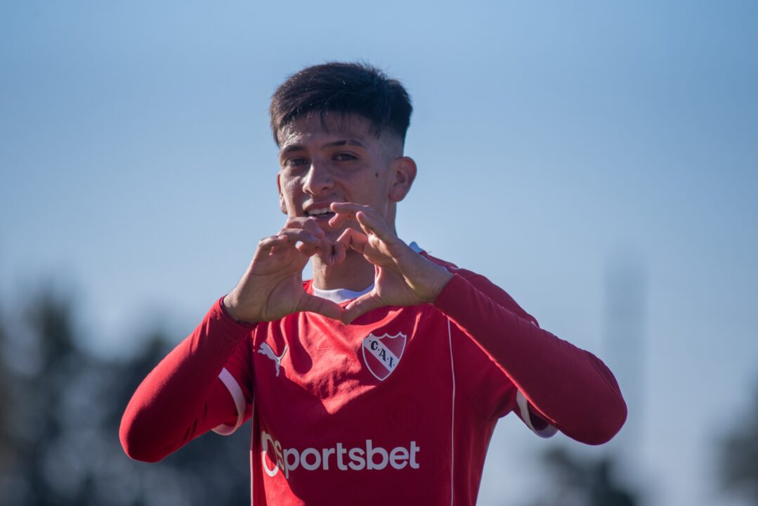 La Reserva de Independiente se floreó.