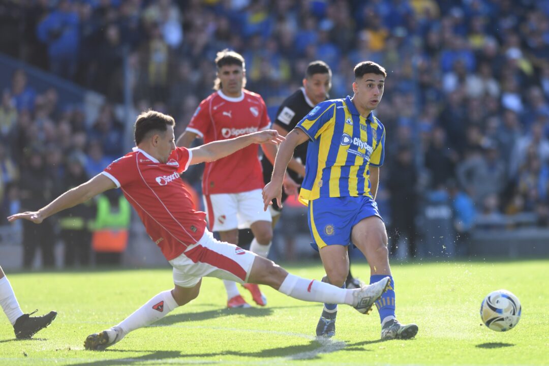 Santiago Arias fue titular el último fin de semana.