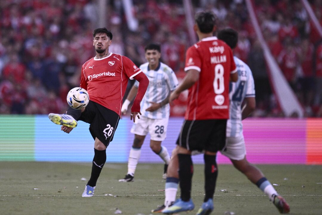 Lomónaco es uno de los jugadores que podría vender Independiente.