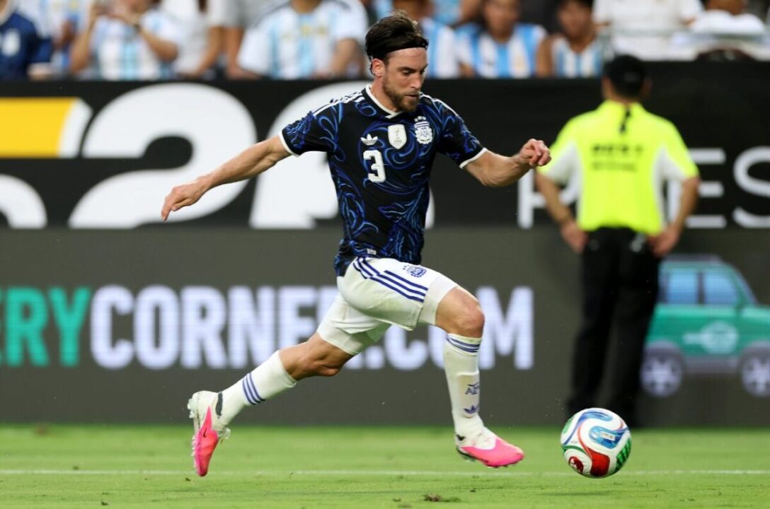 Nicolás Tagliafico no podrá estar en el primero juego del Mundial.