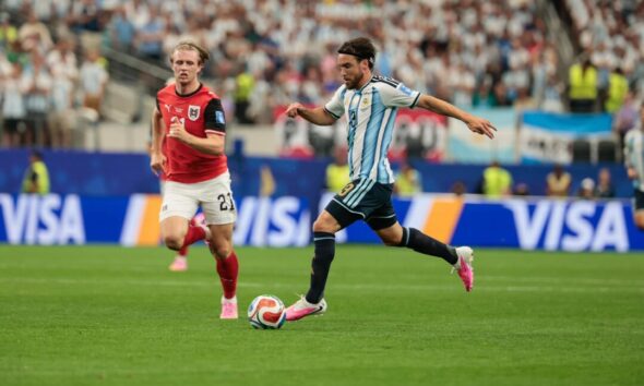 Nicolás Tagliafico volvió a sumar minutos e ilusiona a todos