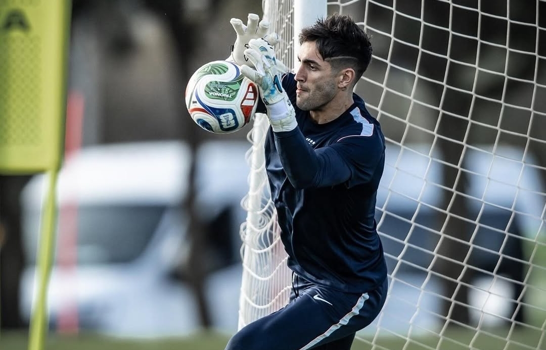 Independiente sumaria a Santiago Mele.